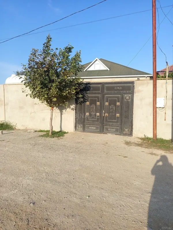 Satılır 4 otaqlı həyət evi 120 m²