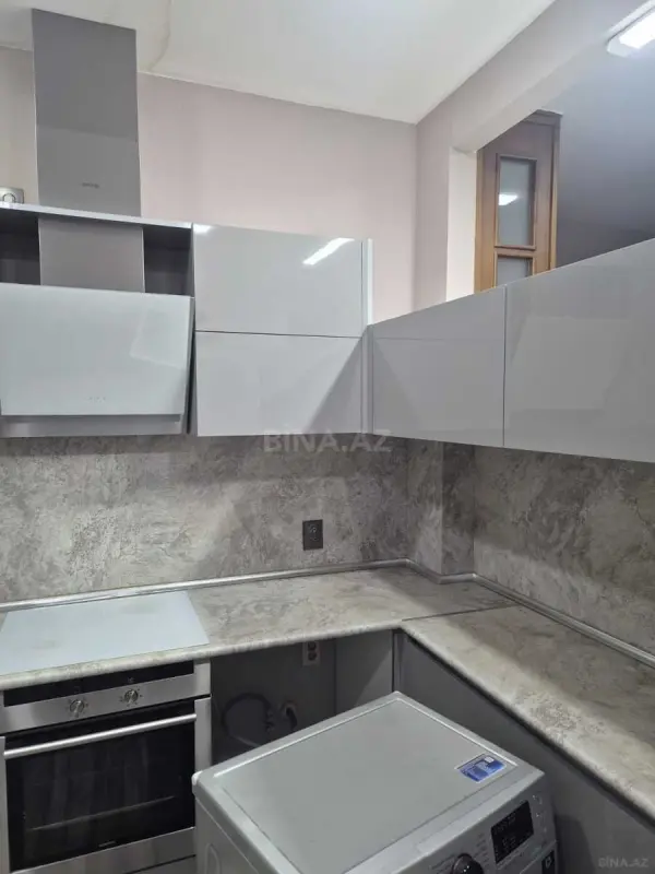Satılır 3 otaqlı mənzil 92 m²