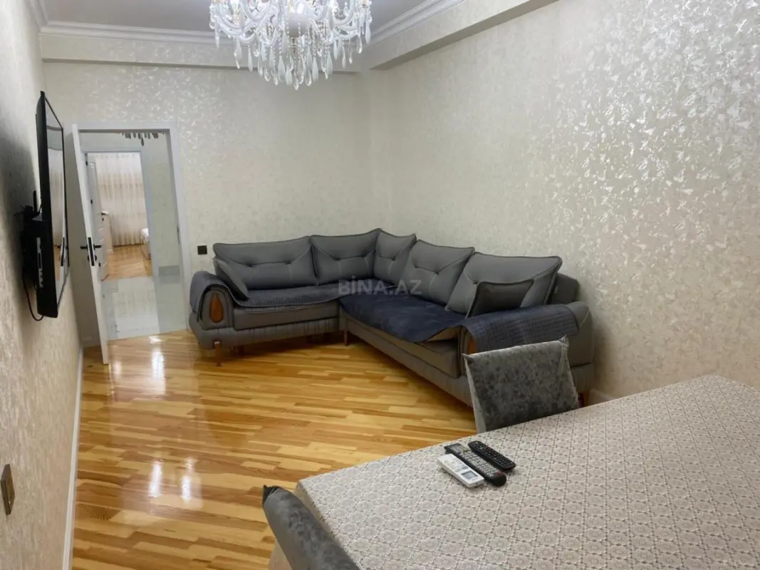 Kirayə verilir 3 otaqlı mənzil 120 m²