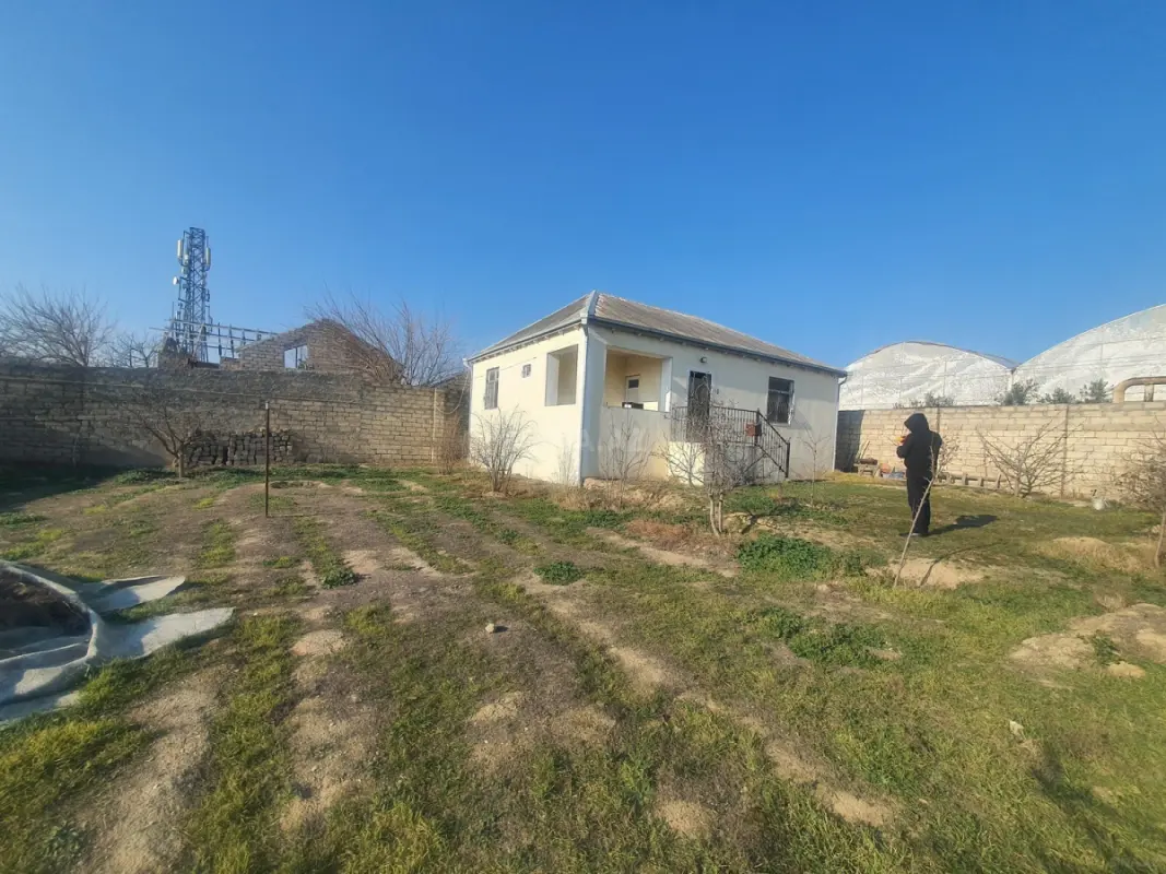 Satılır 3 otaqlı həyət evi 85 m²