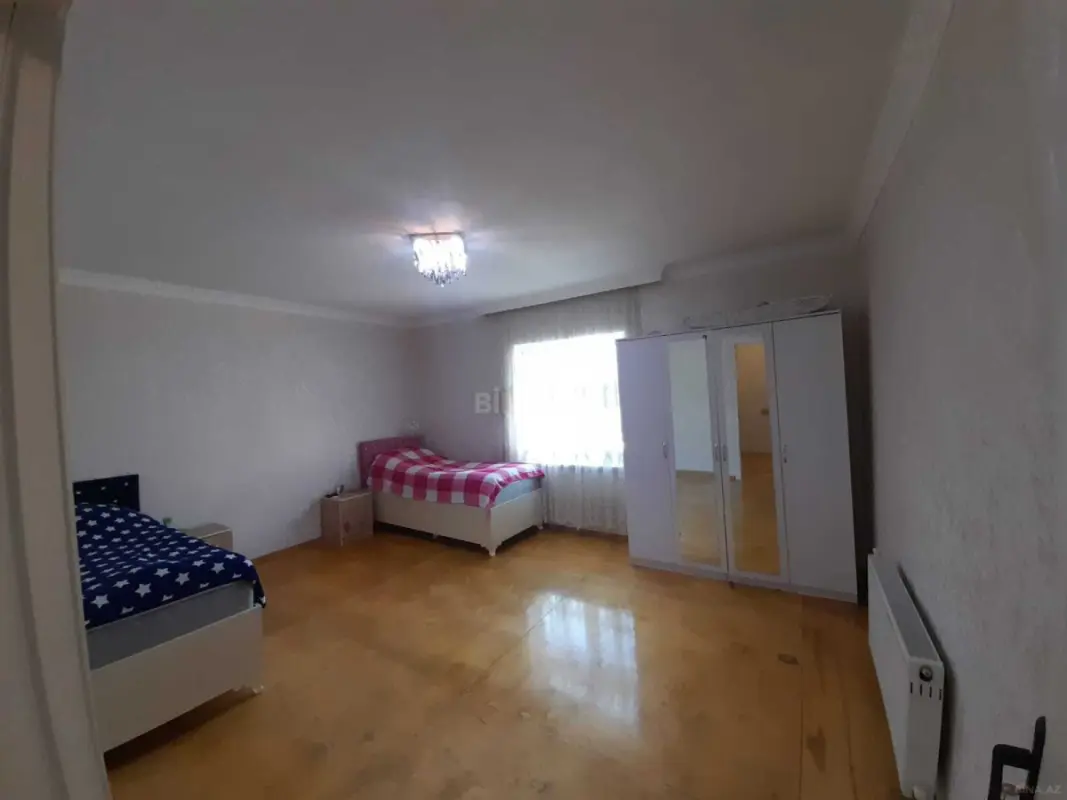 Satılır 4 otaqlı həyət evi 140 m²