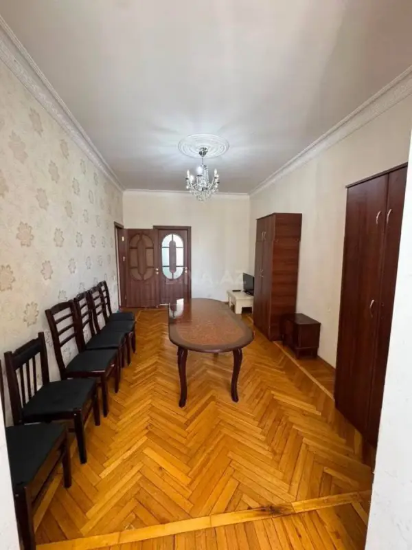 Kirayə verilir 3 otaqlı mənzil 75 m²