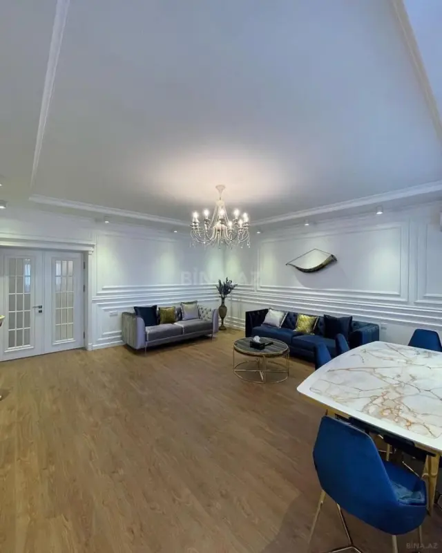 Satılır 3 otaqlı mənzil 160 m²