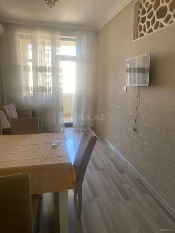 Kirayə verilir 2 otaqlı mənzil 50 m²