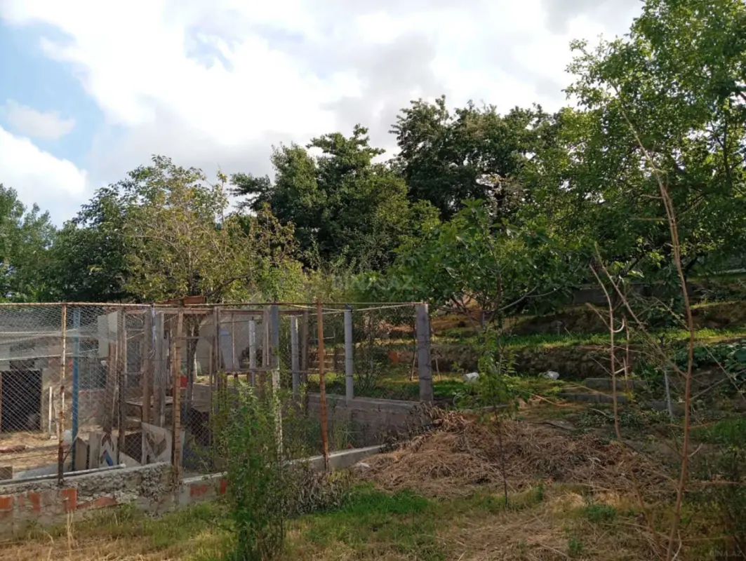 Satılır torpaq sahəsi 6 m²