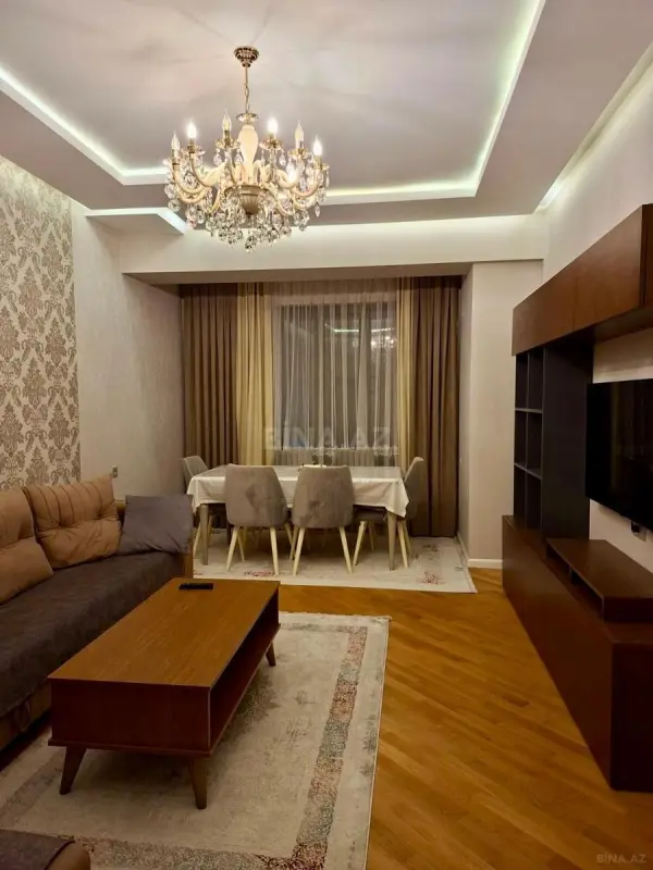 Kirayə verilir 2 otaqlı mənzil 85 m²