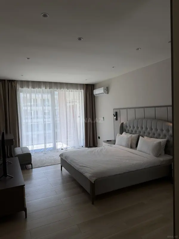 Kirayə verilir 2 otaqlı mənzil 100 m²