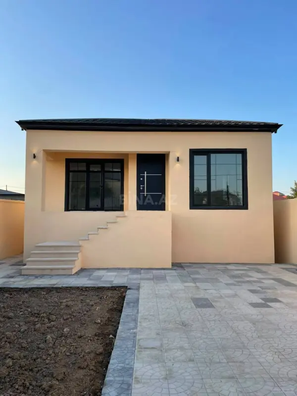 Satılır 3 otaqlı həyət evi 100 m²