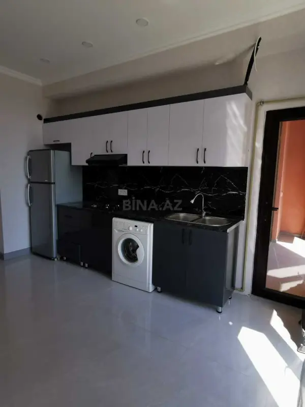 Kirayə verilir 3 otaqlı mənzil 95 m²