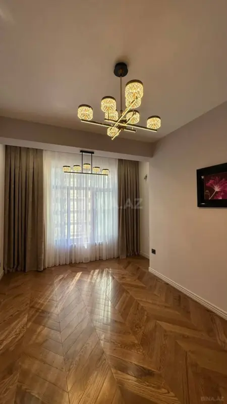 Satılır 3 otaqlı mənzil 74 m²
