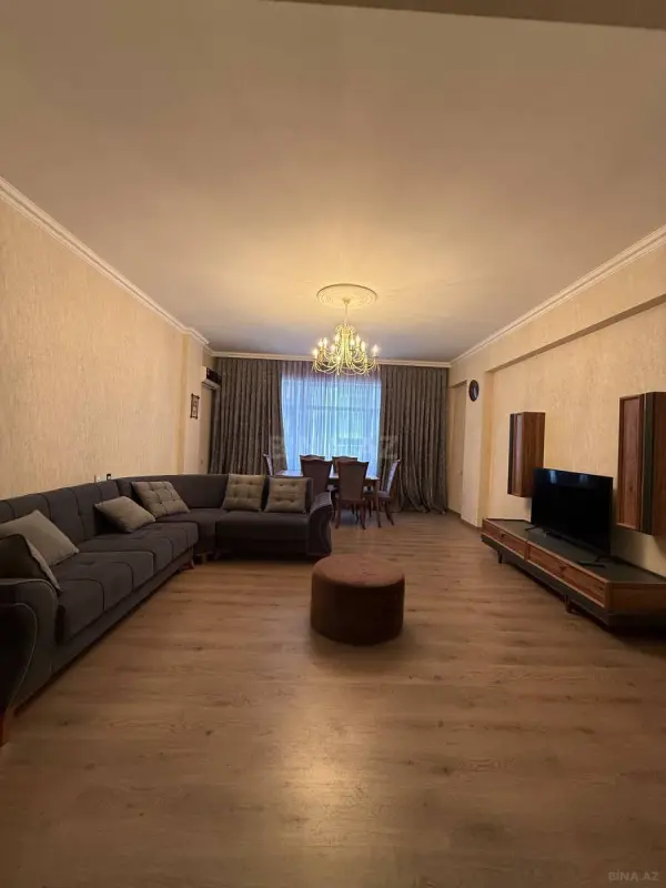 Satılır 2 otaqlı mənzil 100 m²