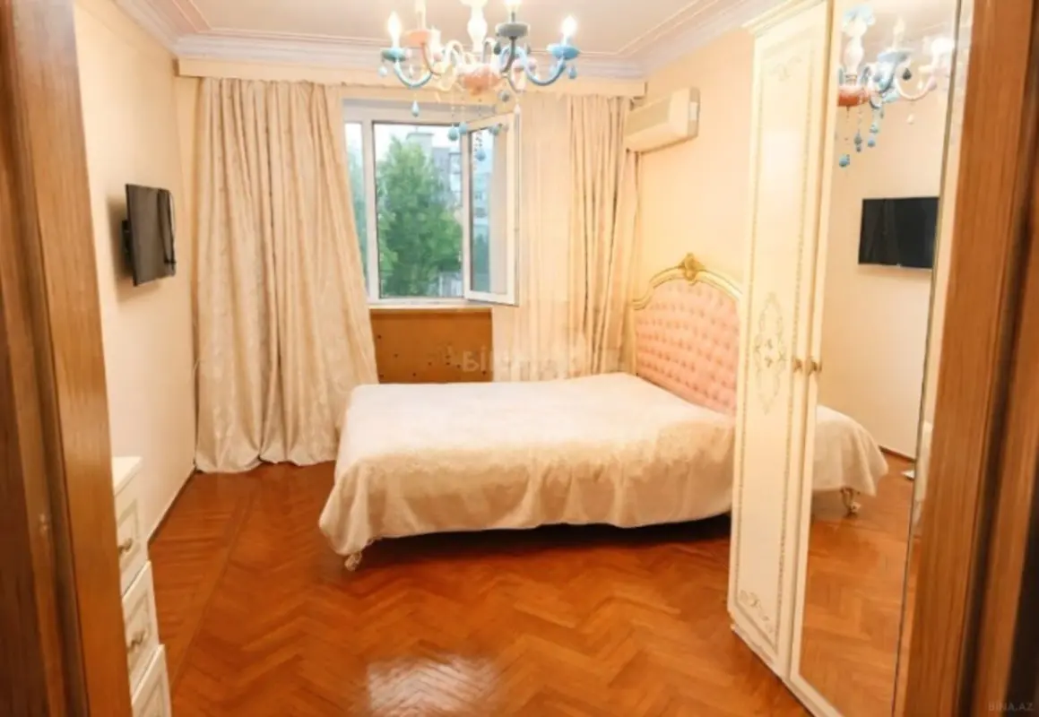 Satılır 3 otaqlı mənzil 80 m²