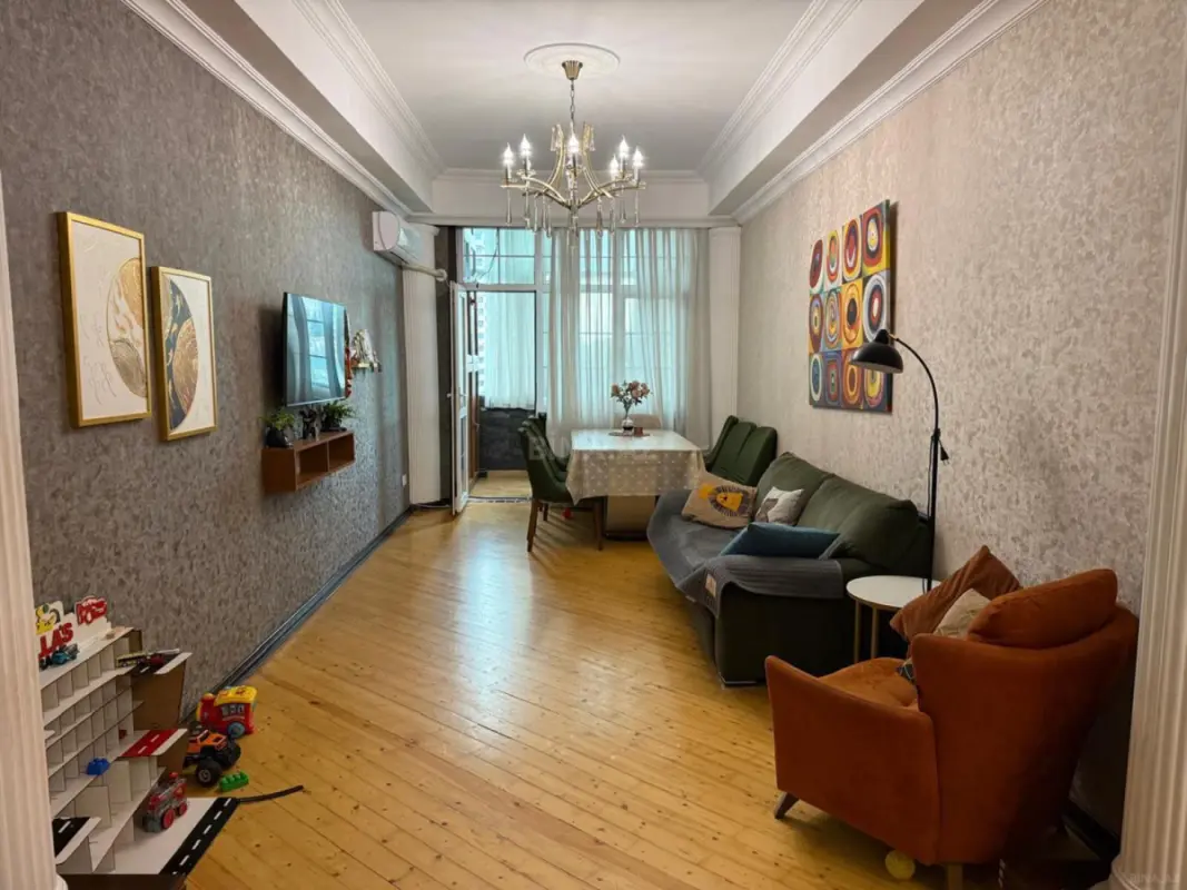 Satılır 3 otaqlı mənzil 102 m²