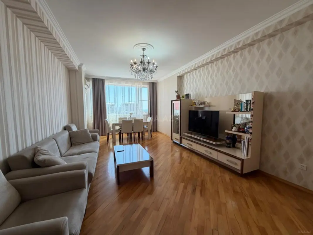 Satılır 3 otaqlı mənzil 100 m²