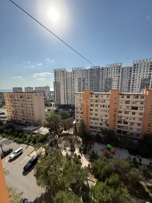 Satılır 2 otaqlı mənzil 70 m²