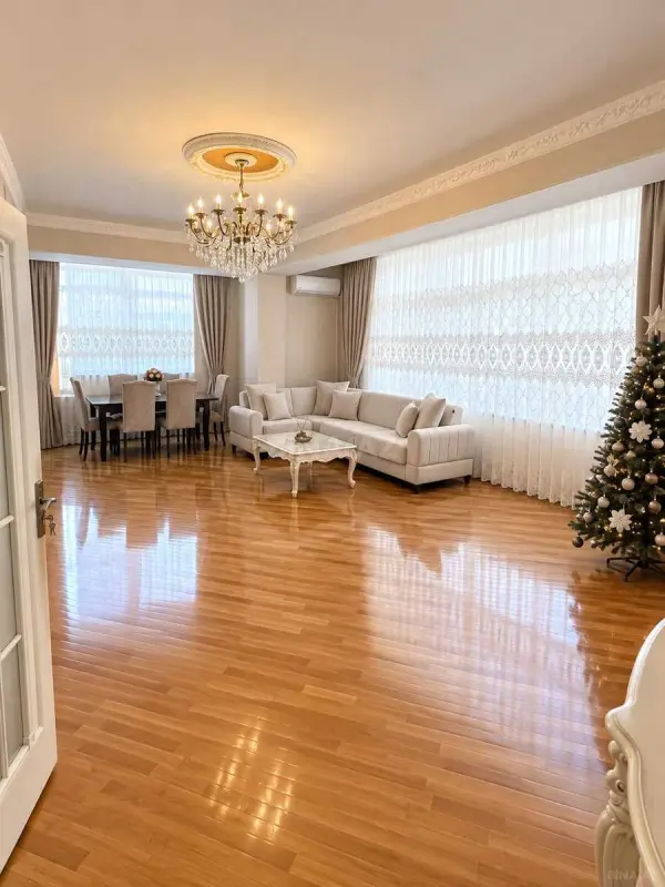 Kirayə verilir 3 otaqlı mənzil 100 m²