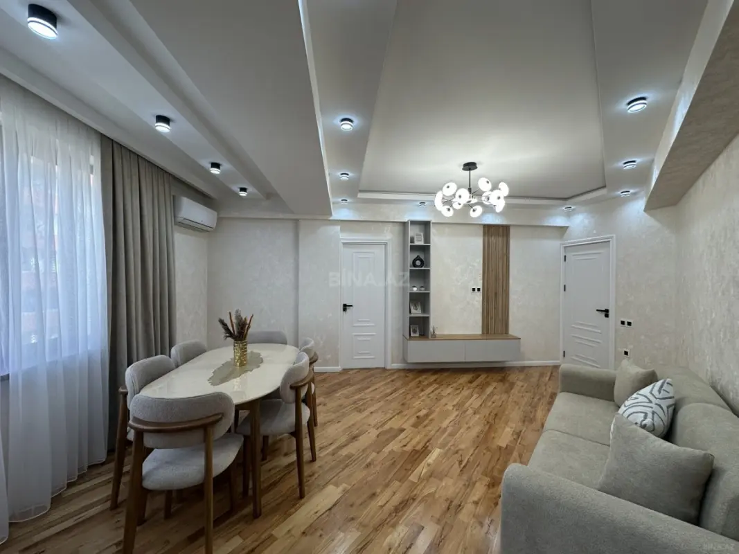 Satılır 2 otaqlı mənzil 65 m²