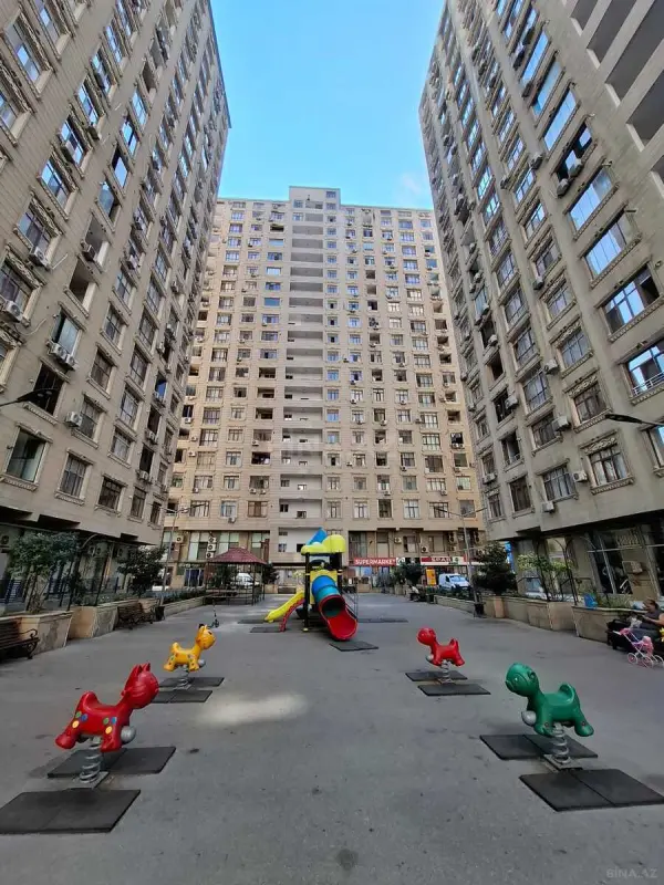 Satılır 3 otaqlı mənzil 115 m²
