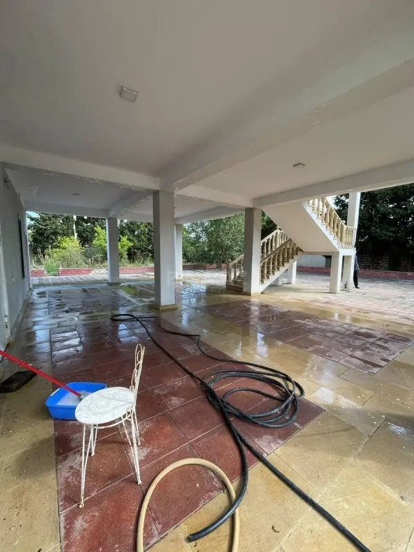 Satılır 5 otaqlı həyət evi 200 m²