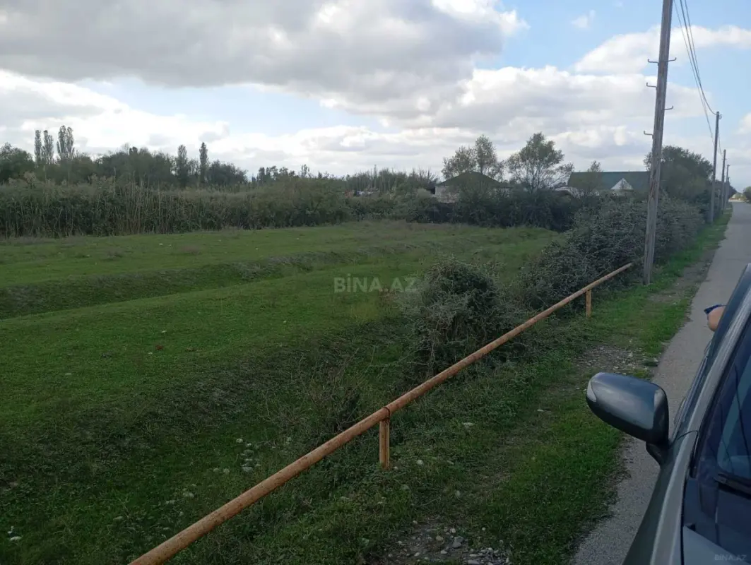 Satılır torpaq sahəsi 10 m²