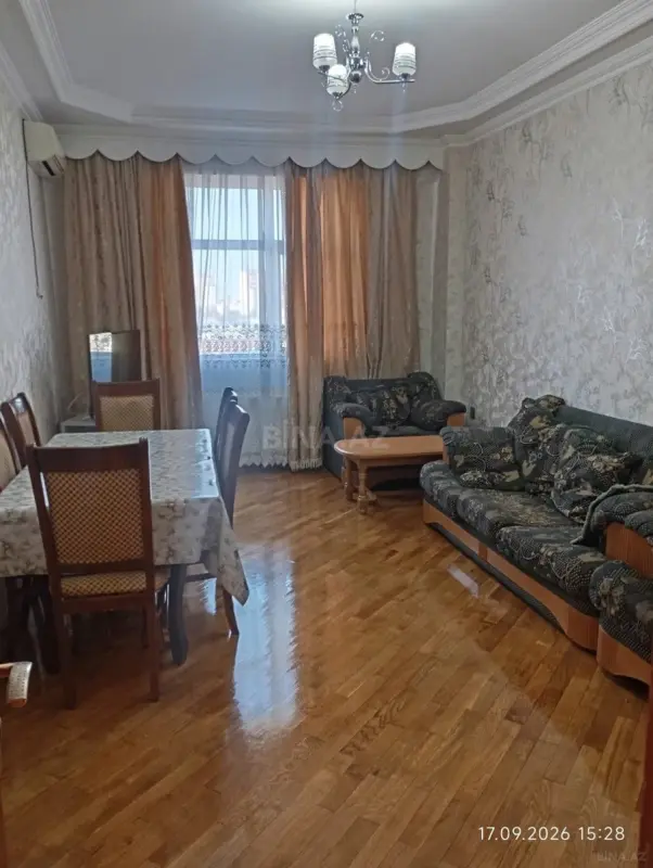 Kirayə verilir 3 otaqlı mənzil 135 m²