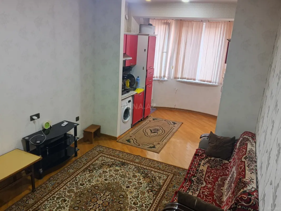 Kirayə verilir 2 otaqlı mənzil 40 m²