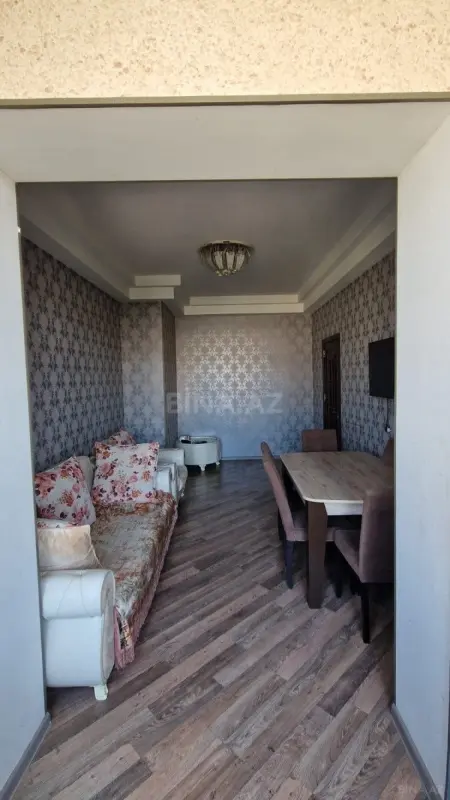Kirayə verilir 2 otaqlı mənzil 55 m²