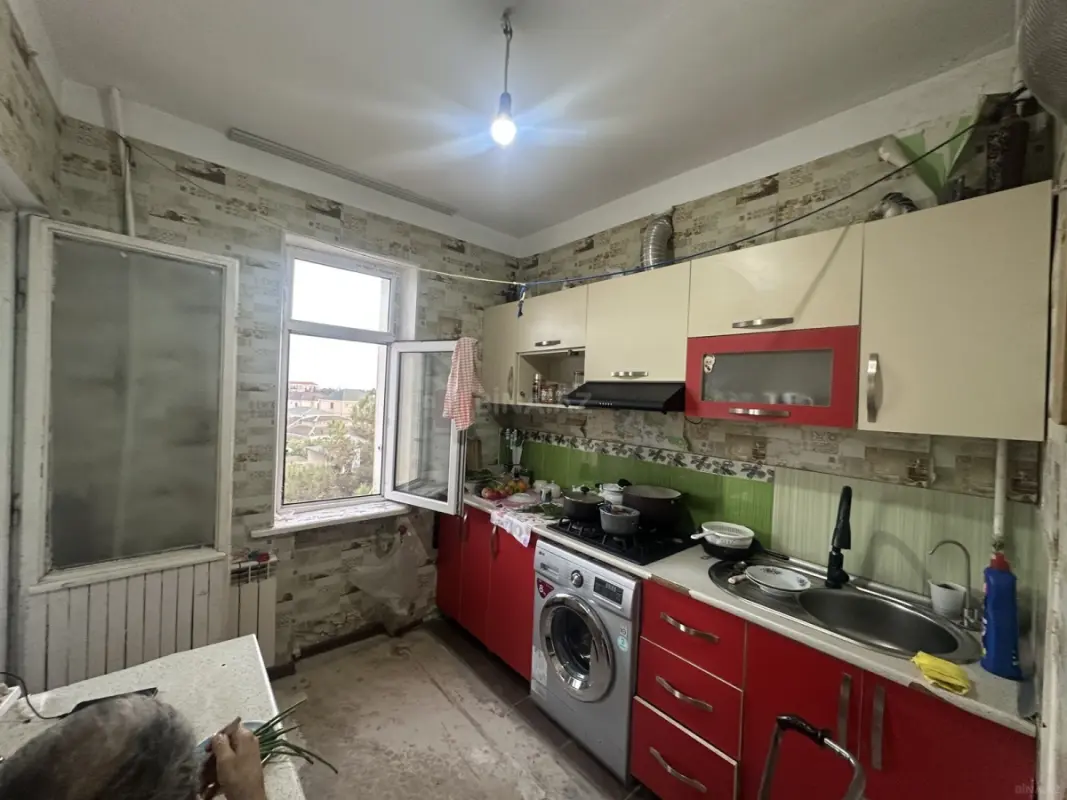 Satılır 3 otaqlı mənzil 70 m²