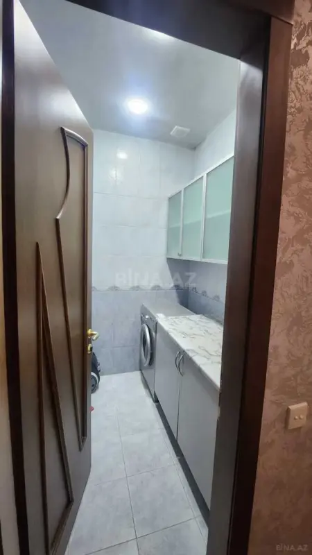 Kirayə verilir 5 otaqlı mənzil 220 m²