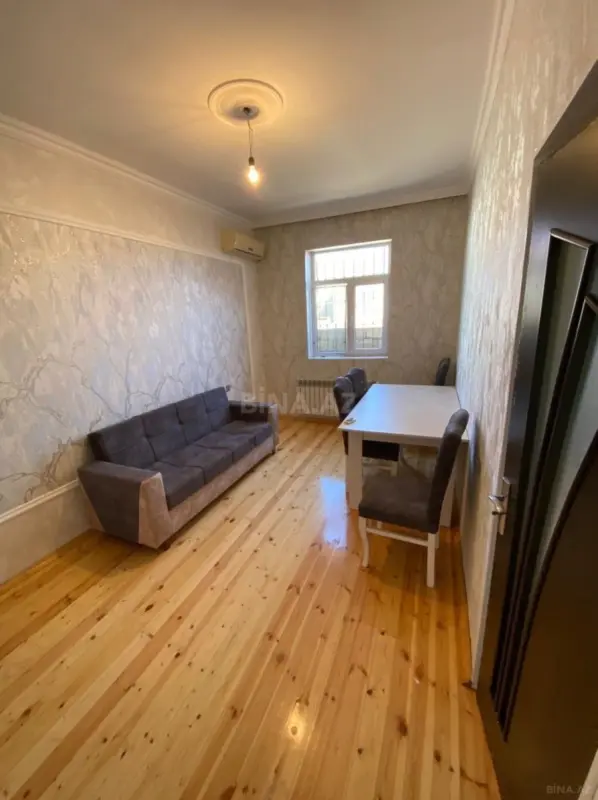 Kirayə verilir 2 otaqlı həyət evi 100 m²