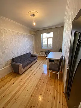 Kirayə verilir 2 otaqlı həyət evi 100 m² — Bakı, Binəqədi 2 otaq 100.00 m²