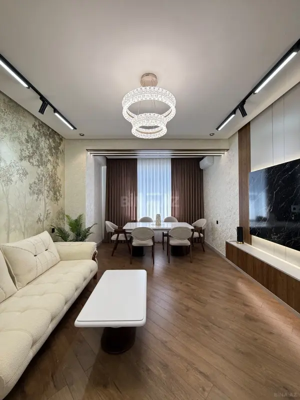 Satılır 3 otaqlı mənzil 105 m²