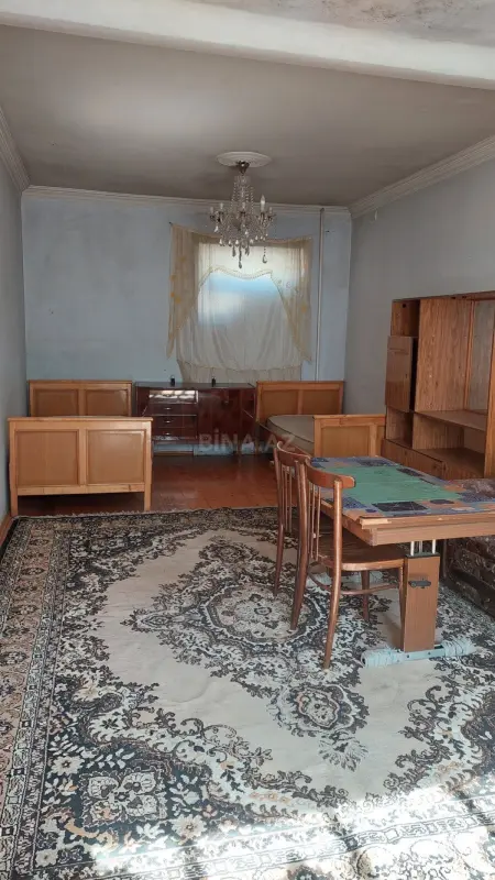 Kirayə verilir 2 otaqlı həyət evi 80 m²