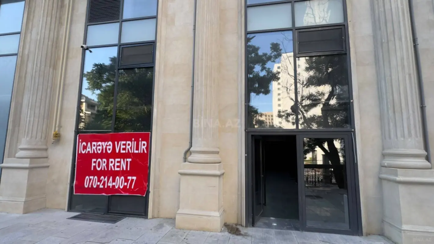 Kirayə verilir obyekt 320 m²
