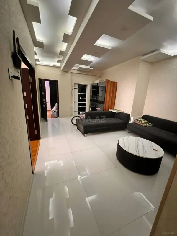 Kirayə verilir 3 otaqlı mənzil 120 m²