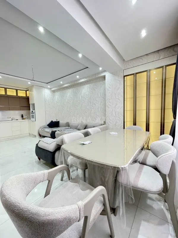 Kirayə verilir 3 otaqlı mənzil 120 m²