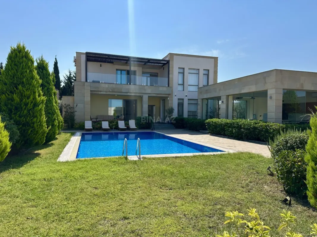 Satılır 6 otaqlı həyət evi 350 m²