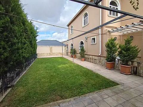 Satılır 6 otaqlı həyət evi 201.5 m² — Bakı, Binə 6 otaq 201.50 m²