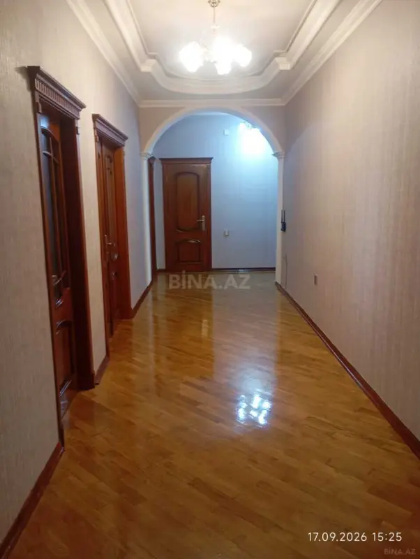 Kirayə verilir 3 otaqlı mənzil 135 m²