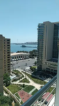 Kirayə verilir 2 otaqlı mənzil 60 m² — Bakı 2 otaq 60.00 m²