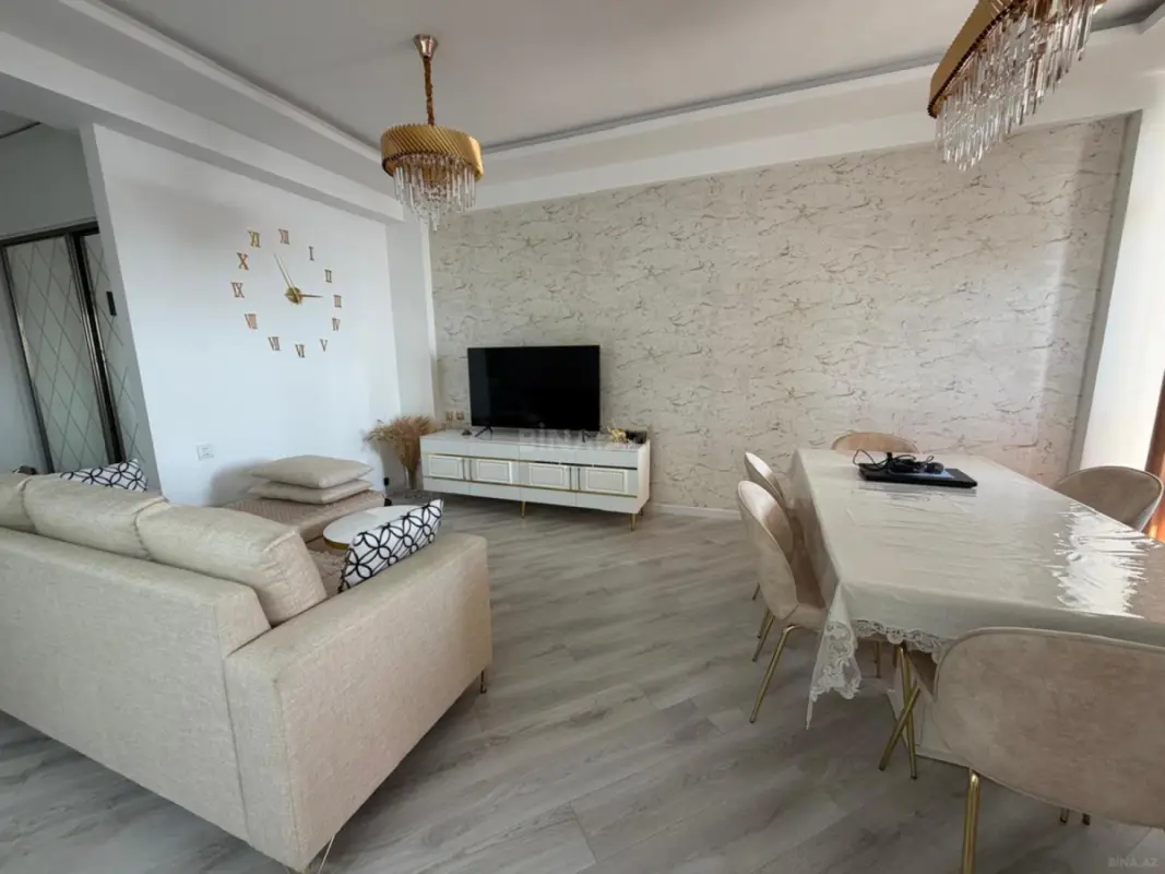 Satılır 2 otaqlı mənzil 67 m²