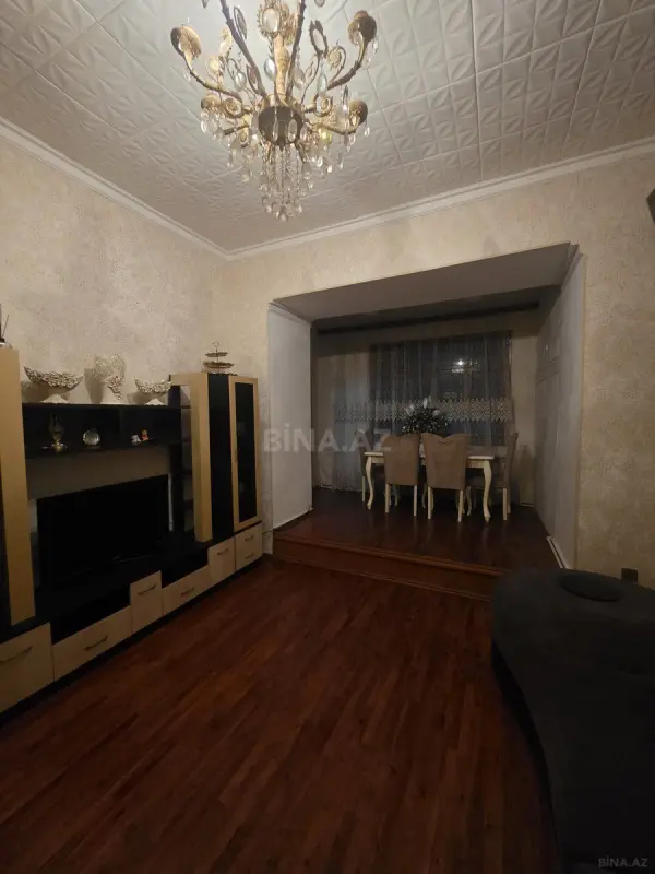 Satılır 4 otaqlı mənzil 70 m²
