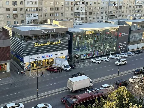 Kirayə verilir 2 otaqlı mənzil 110 m² — Bakı 2 otaq 110.00 m²