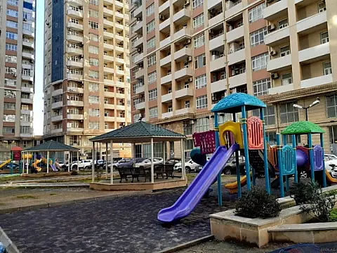 Satılır 3 otaqlı mənzil 130 m² — Bakı, Xətai 3 otaq 130.00 m²
