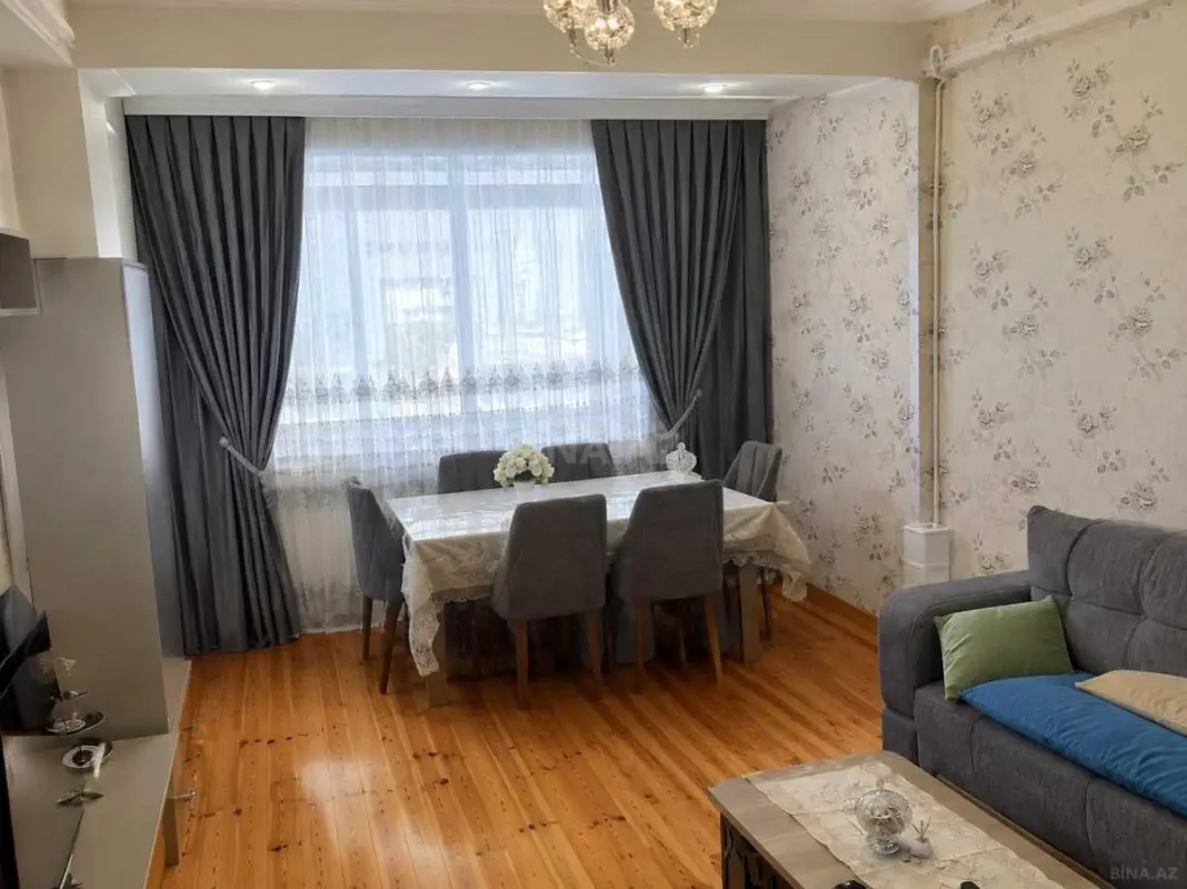 Kirayə verilir 2 otaqlı mənzil 85 m²