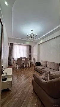 Satılır 2 otaqlı mənzil 65 m² — Bakı, Memar Əcəmi yanı 2 otaq 65.00 m²