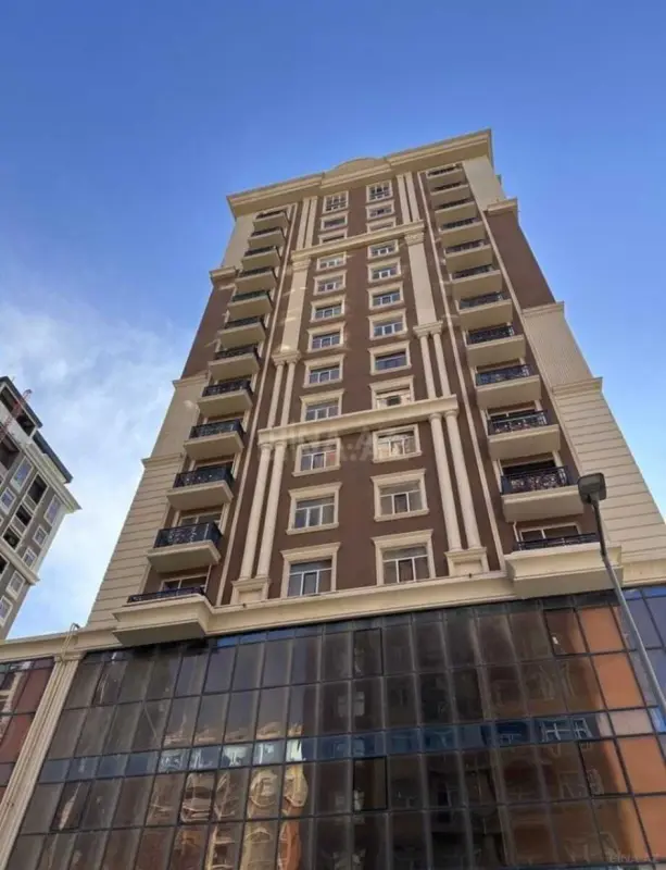 Satılır obyekt 53 m²