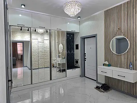 Kirayə verilir 3 otaqlı mənzil 105 m² — Bakı 3 otaq 105.00 m²