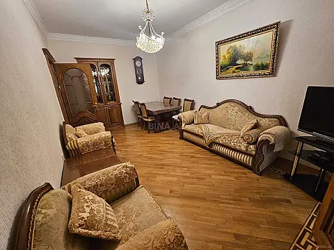 Kirayə verilir 3 otaqlı mənzil 130 m² — Bakı, Nəsimi 3 otaq 130.00 m²