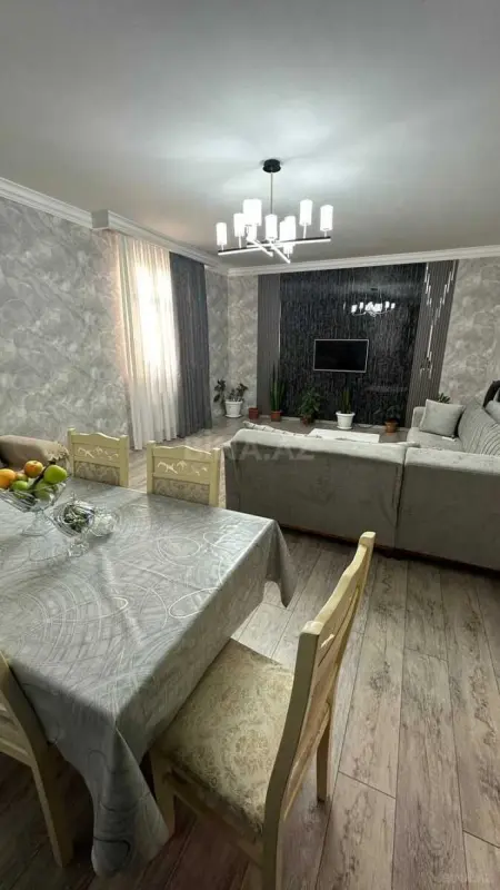 Satılır 4 otaqlı həyət evi 180 m²